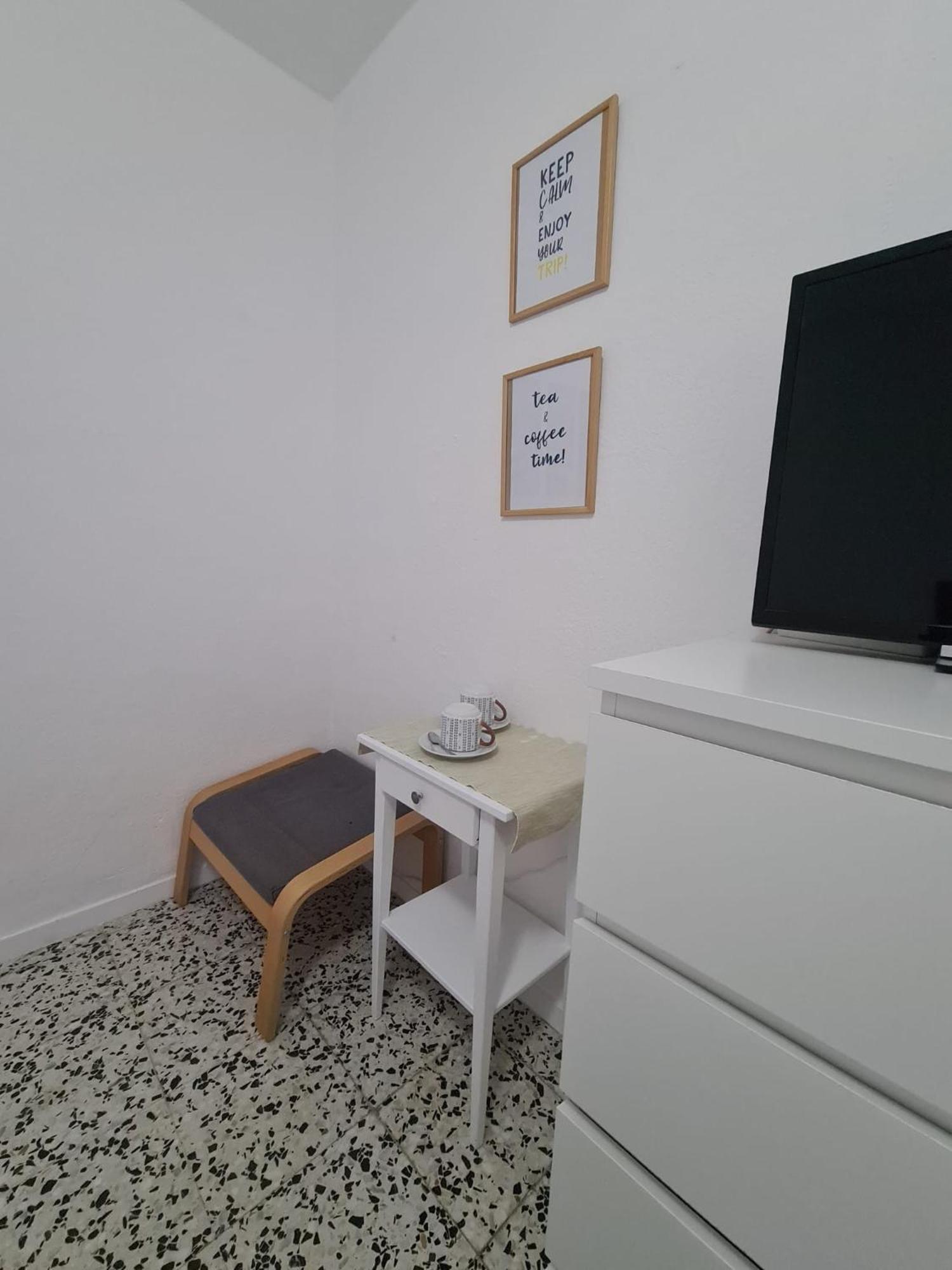 Eeb Private Room Habitacion Privada En Piso Compartido Σαν Κριστόμπαλ ντε Λα Λαγούνα Εξωτερικό φωτογραφία
